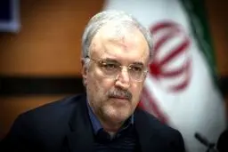 جنجال بوسه وزیر بهداشت بر دستان یکی از اعضای کادر درمان + فیلم