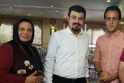 آشتی‌کنان کریمی و مجری استقلالی با وساطت خانم بازیگر + عکس