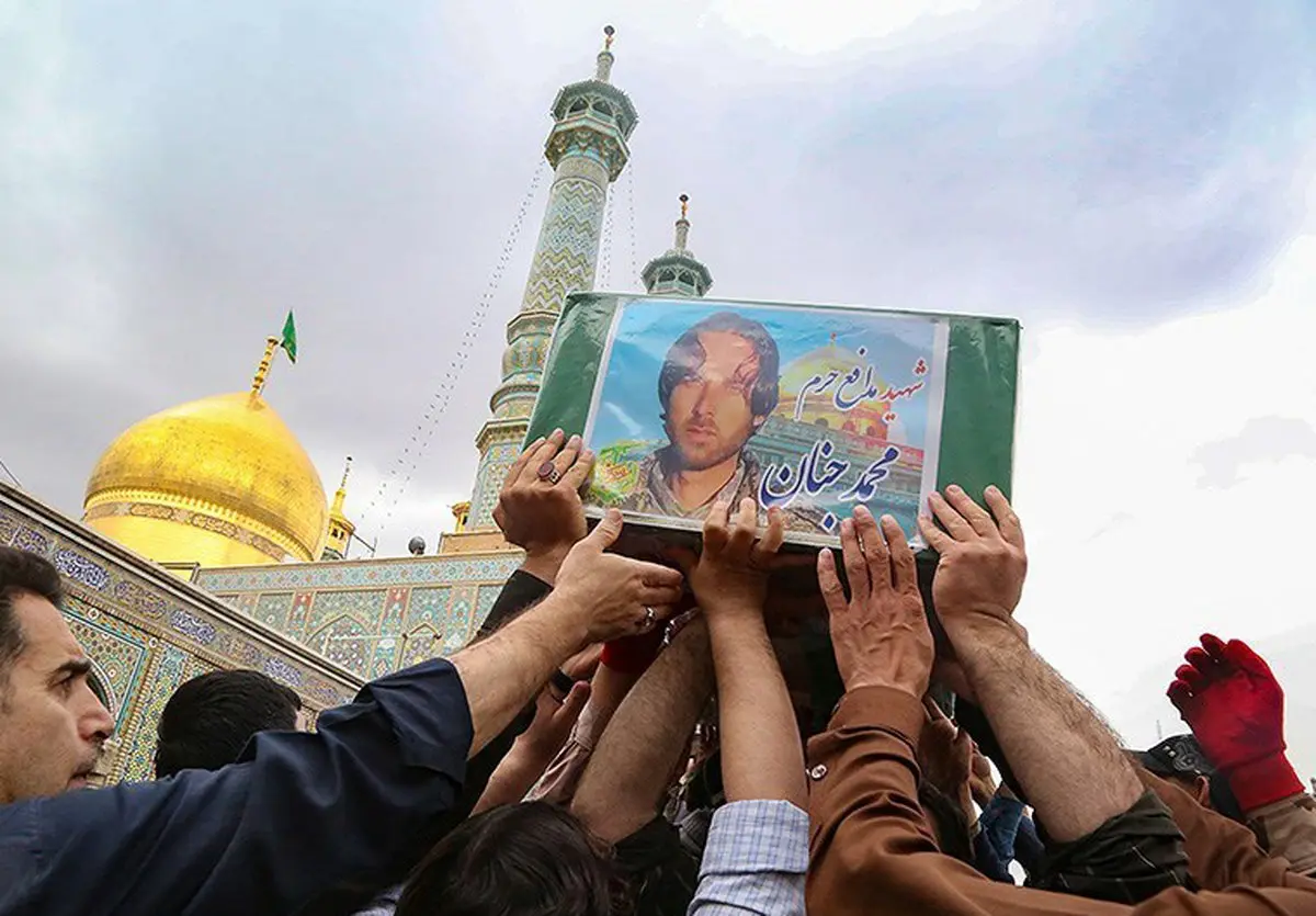 تصاویر/ تشییع پیکر دو شهید مدافع حرم در قم