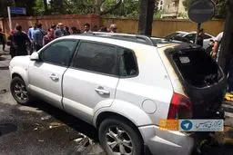 خودروی امین زندگانی در آتش سوخت/عکس