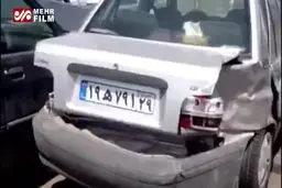 فیلمی از تصادف زنجیره‌ای و آتش گرفتن خودروها در جاده تهران_ساوه