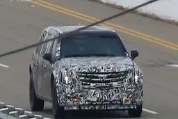 تصاویر / لیموزین فوق لوکس ترامپ آماده شد