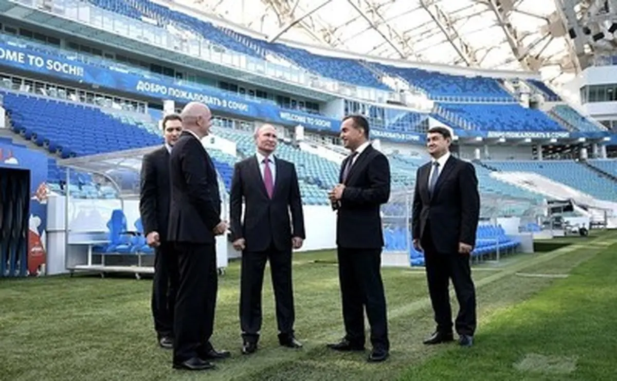 تصاویری از بازدید آقای رئیس جمهور از  ورزشگاه جام جهانی ۲۰۱۸