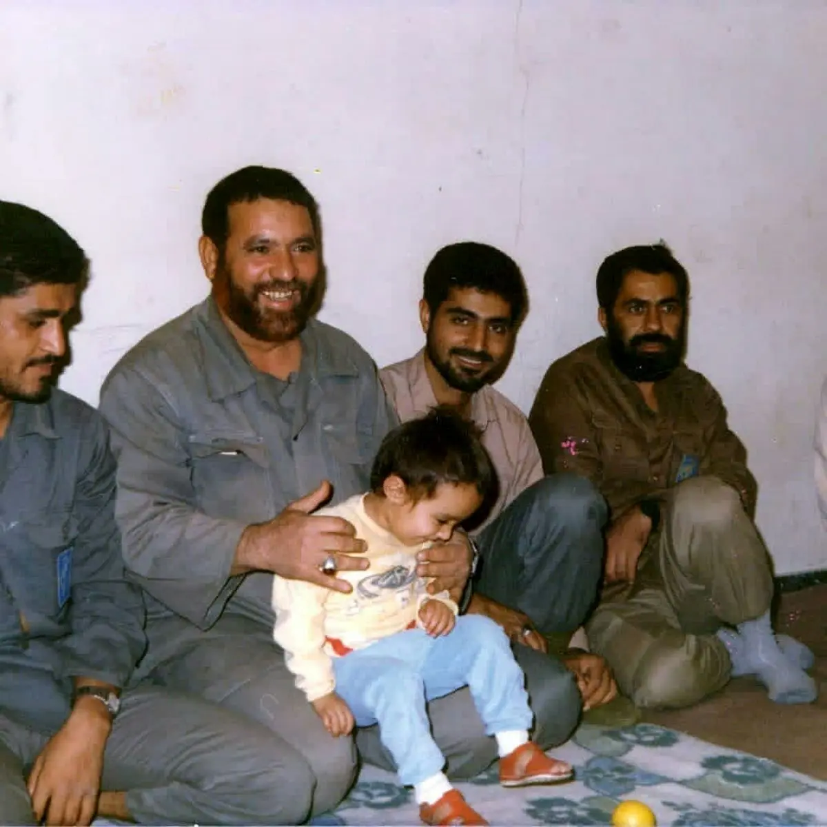 عکس دیده نشده از جوانی حاج قاسم سلیمانی