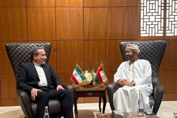 پیام وزیر خارجه عمان درباره  دیدارش با عراقچی