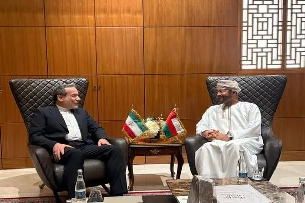 پیام وزیر خارجه عمان درباره  دیدارش با عراقچی