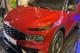 رونمایی«ری‌را » اولین کراس‌اوور ایران خودرو | ری‌را پرآپشن‌ترین خودرو بازار ایران شد | قیمت کارخانه ای «ری‌را » چند؟