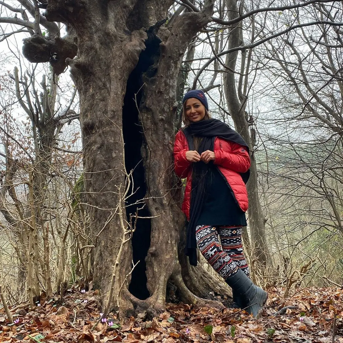 تیپ جالب نفیسه روشن در جنگل سراوان + عکس