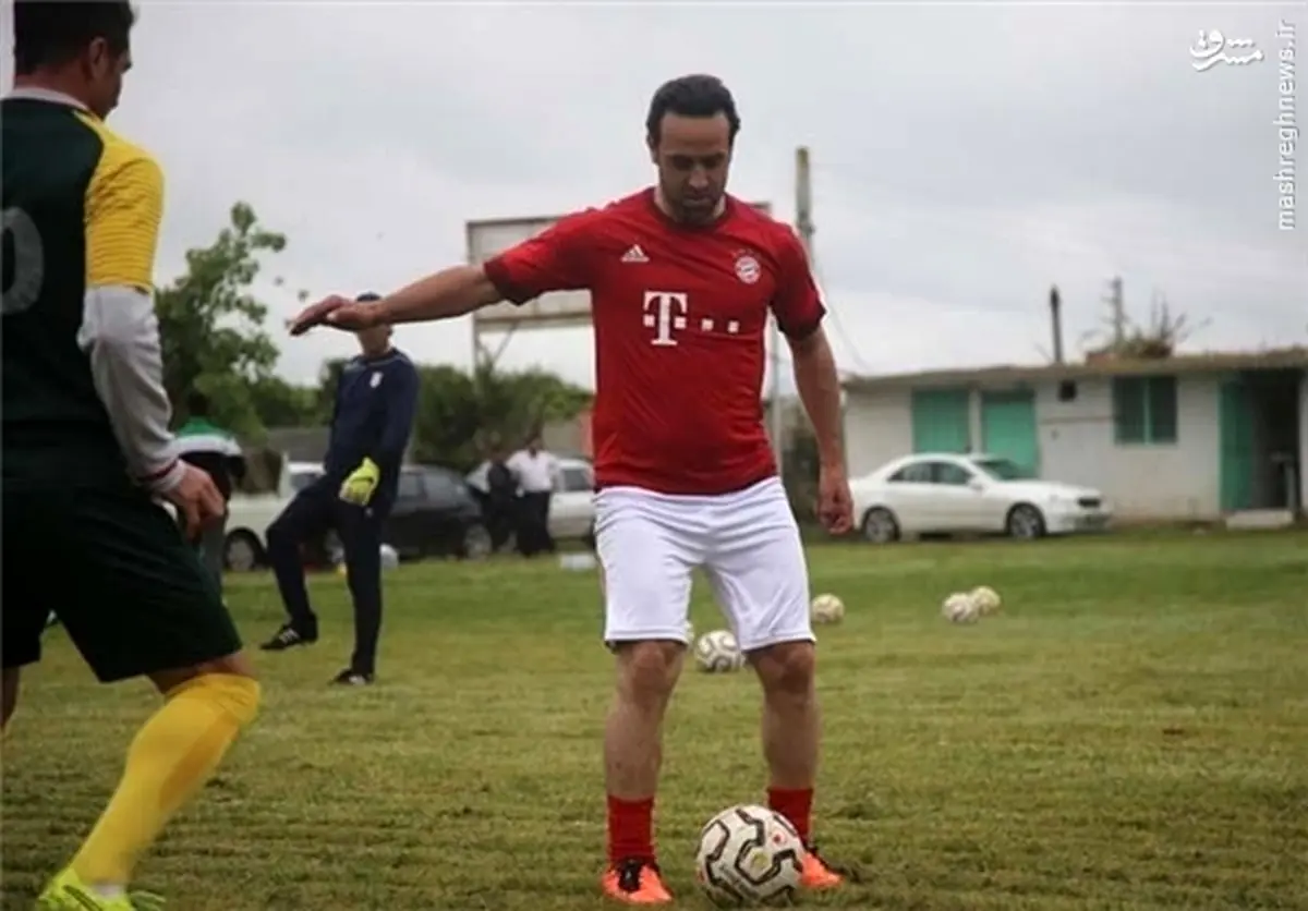 جادوگر با پیراهن بایرن مونیخ پا به توپ شد/ عکس