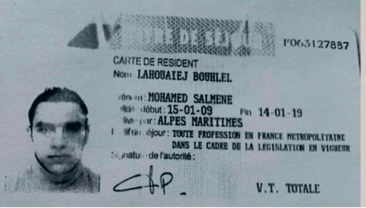 کارت شناسایی عامل حمله نیس فرانسه/عکس