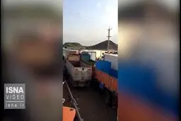 آقای وزیر حتما این فیلم را ببینید/ کامیون ها برای صادارات گوجه صف کشیده اند