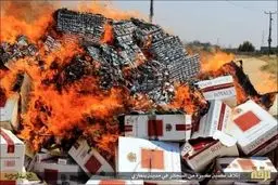 جمع آوری قلیان و سیگار توسط داعش + عکس