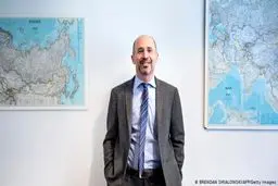 رابرت مالی کیست و درباره ایران چگونه فکر می‌کند؟