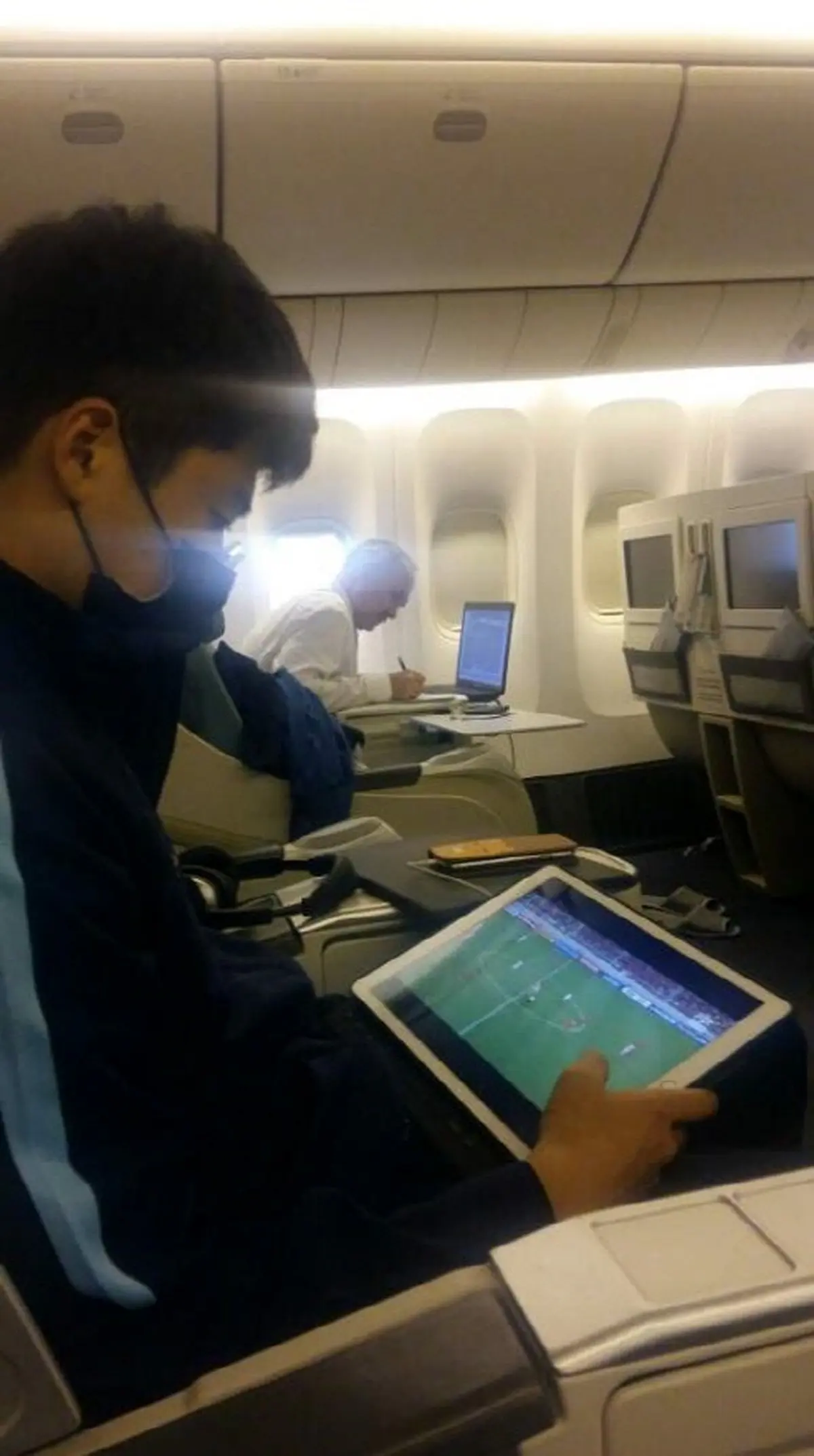 آنالیز ایران توسط کره‌ای‌ها در هواپیما + عکس