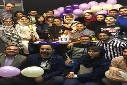 مراسم تولد شبنم قلی خانی در میان هنرجویانش + عکس