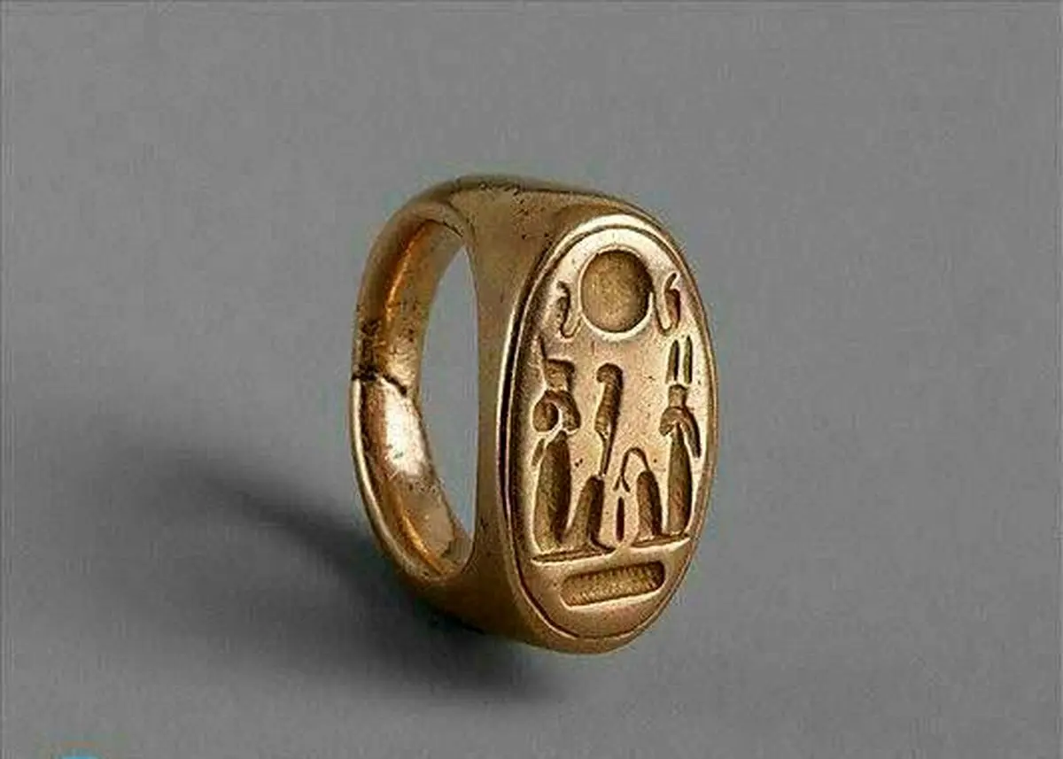 عکس: انگشتری زیبای فرعون مصر