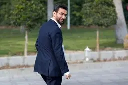 واکنش جهرمی درباره شایعه هدیه ۲۰۰ لپ‌تاپ به ریاست جمهوری!