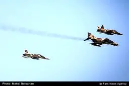 پرواز جنگنده صاعقه ۲کابین در آسمان تهران+عکس