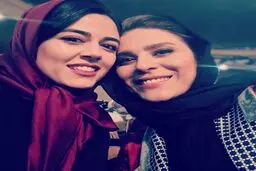 سلفی دو بازیگر خانم در جشنواره فیلم فجر/عکس