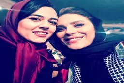 سلفی دو بازیگر خانم در جشنواره فیلم فجر/عکس