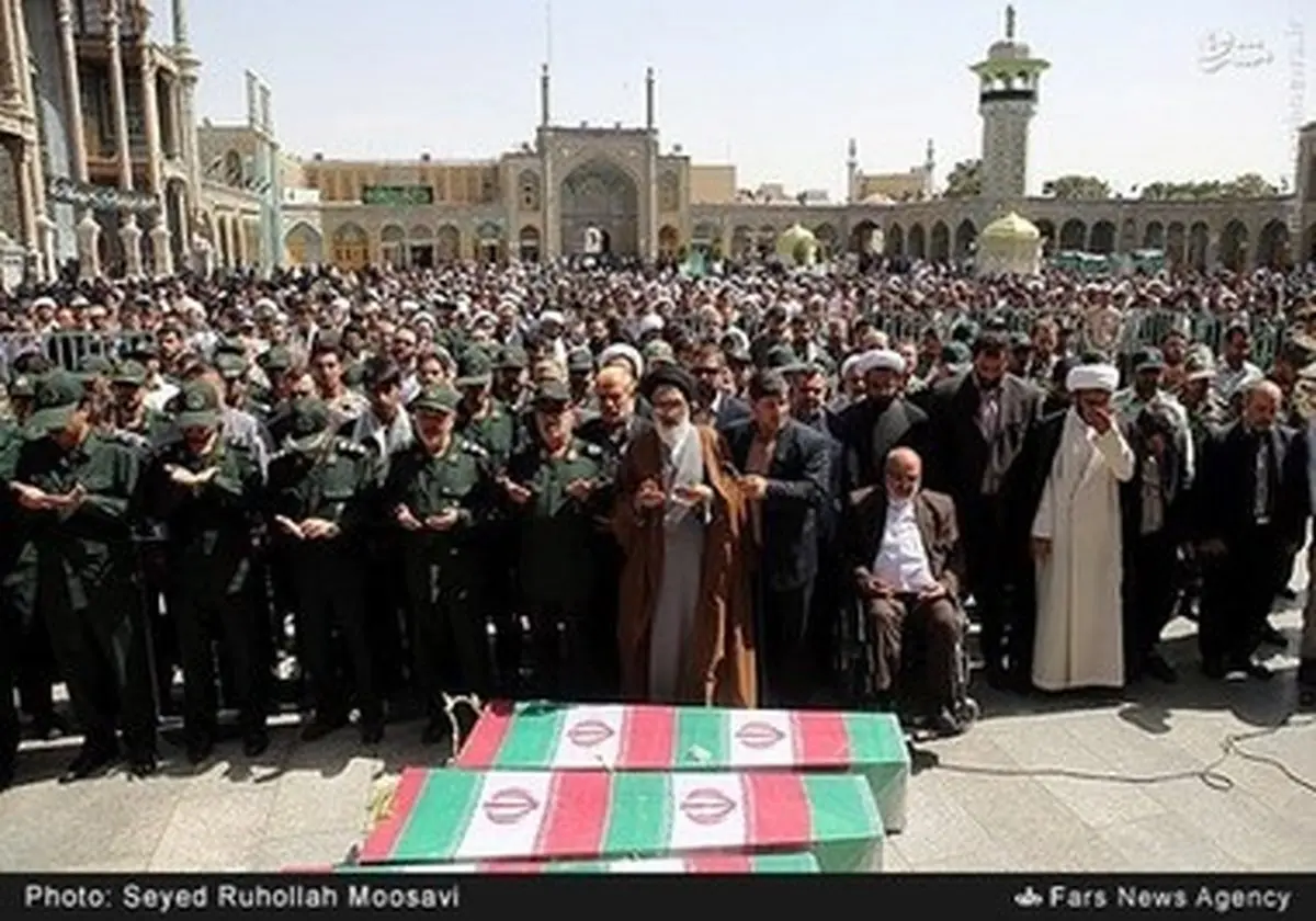 تشییع پیکر مطهر پنج شهید گمنام در قم/تصاویر