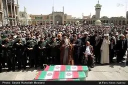 تشییع پیکر مطهر پنج شهید گمنام در قم/تصاویر