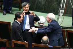 دو سلفیِ متفاوت در روز تحلیف روحانی