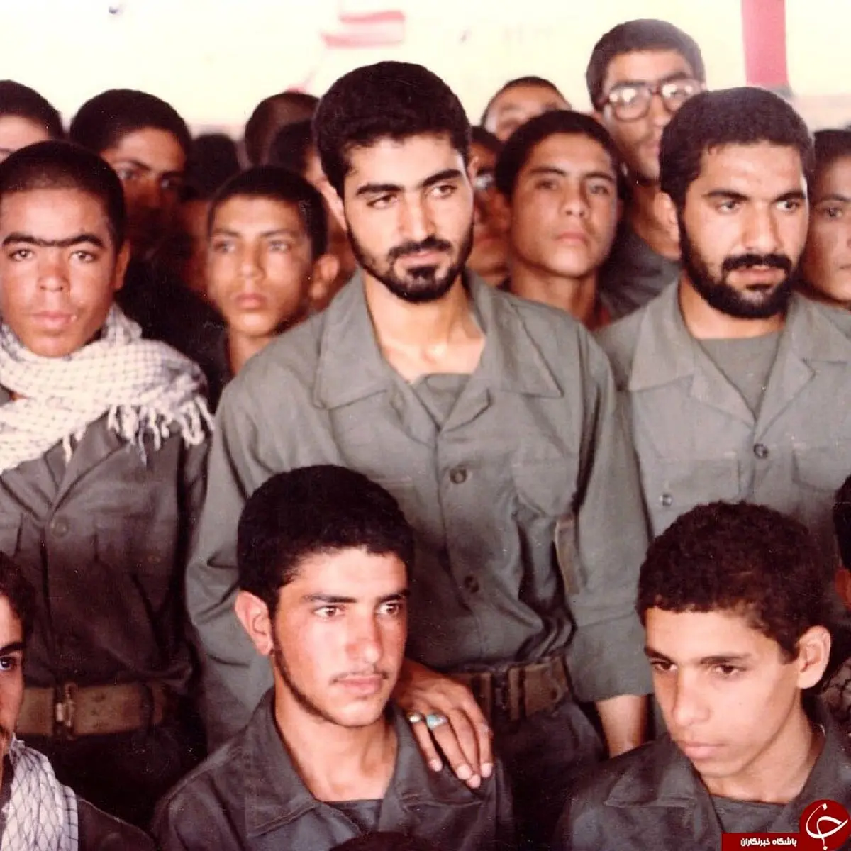 عکس دیده نشده از دوره جوانی سردار سلیمانی