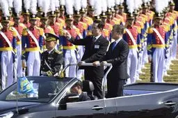 حرکات رزمی کره‌ای‌ها در جشن روز نیروهای مسلح/تصاویر