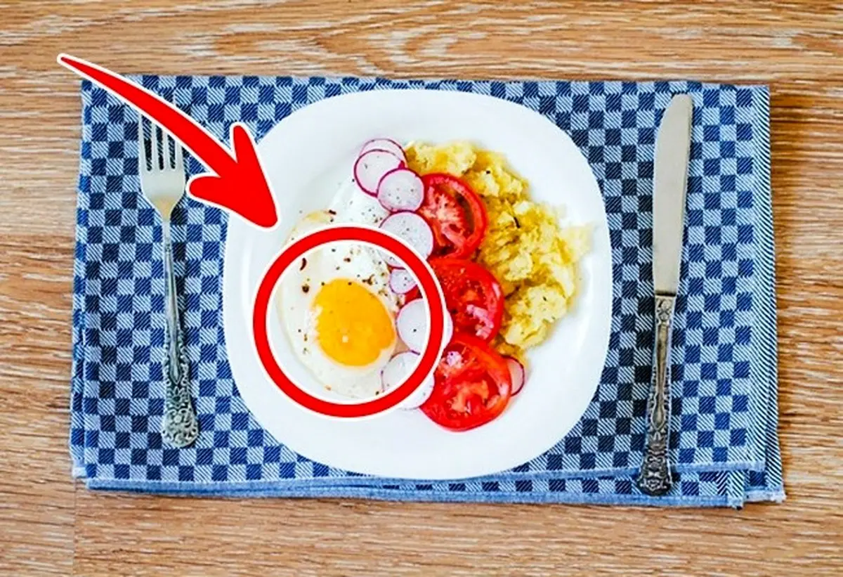 با ۱۰ ترفند موثر برای غلبه بر عادت غذا خوردن قبل از خواب آشنا شوید