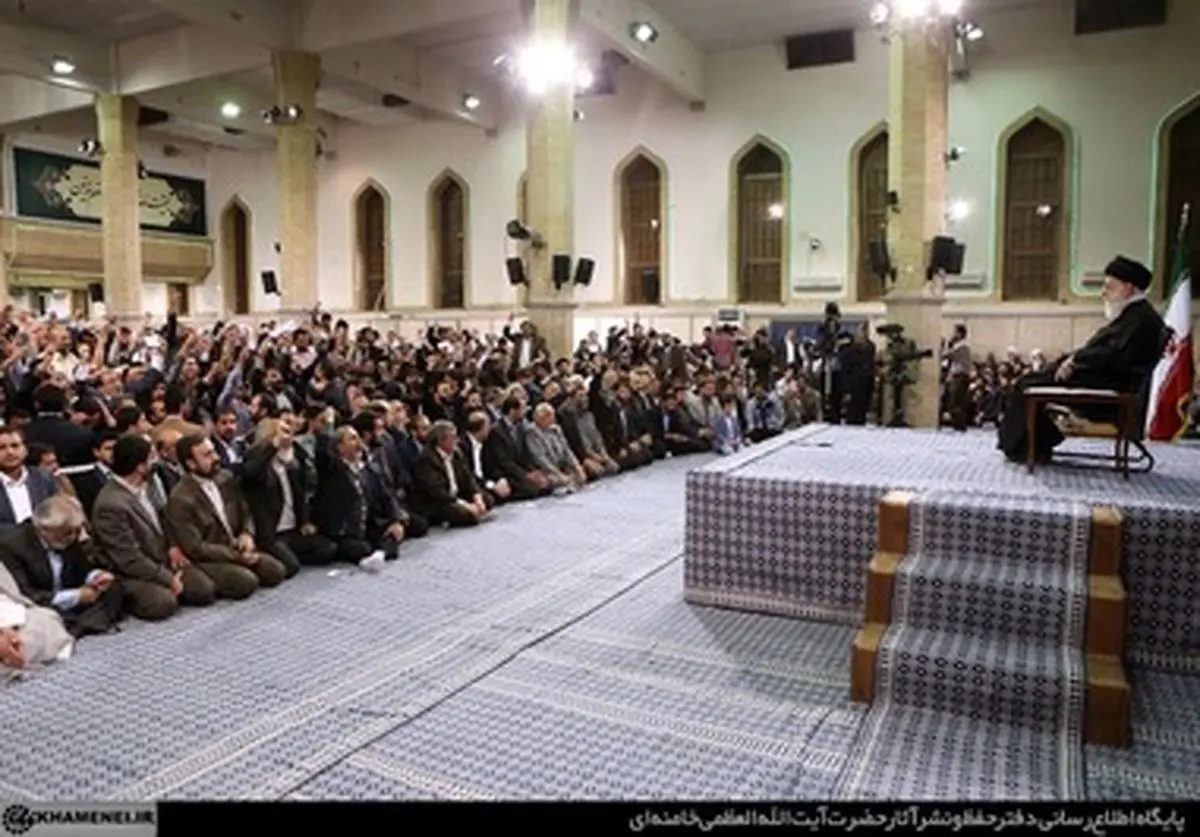 دیدار جمعی از مداحان اهل بیت با رهبر انقلاب به‌مناسبت ولادت حضرت زهرا (س) /گزارش تصویری