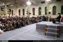 دیدار جمعی از مداحان اهل بیت با رهبر انقلاب به‌مناسبت ولادت حضرت زهرا (س) /گزارش تصویری