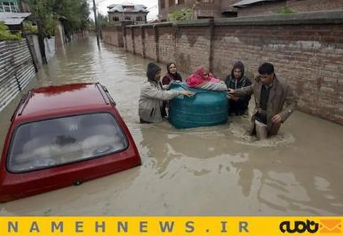 شرایط هندی‌ها پس از سیل مرگبار/ تصاویر
