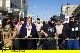 ترامپ در قم دستگیر شد/عکس