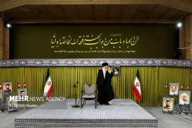 رهبر انقلاب