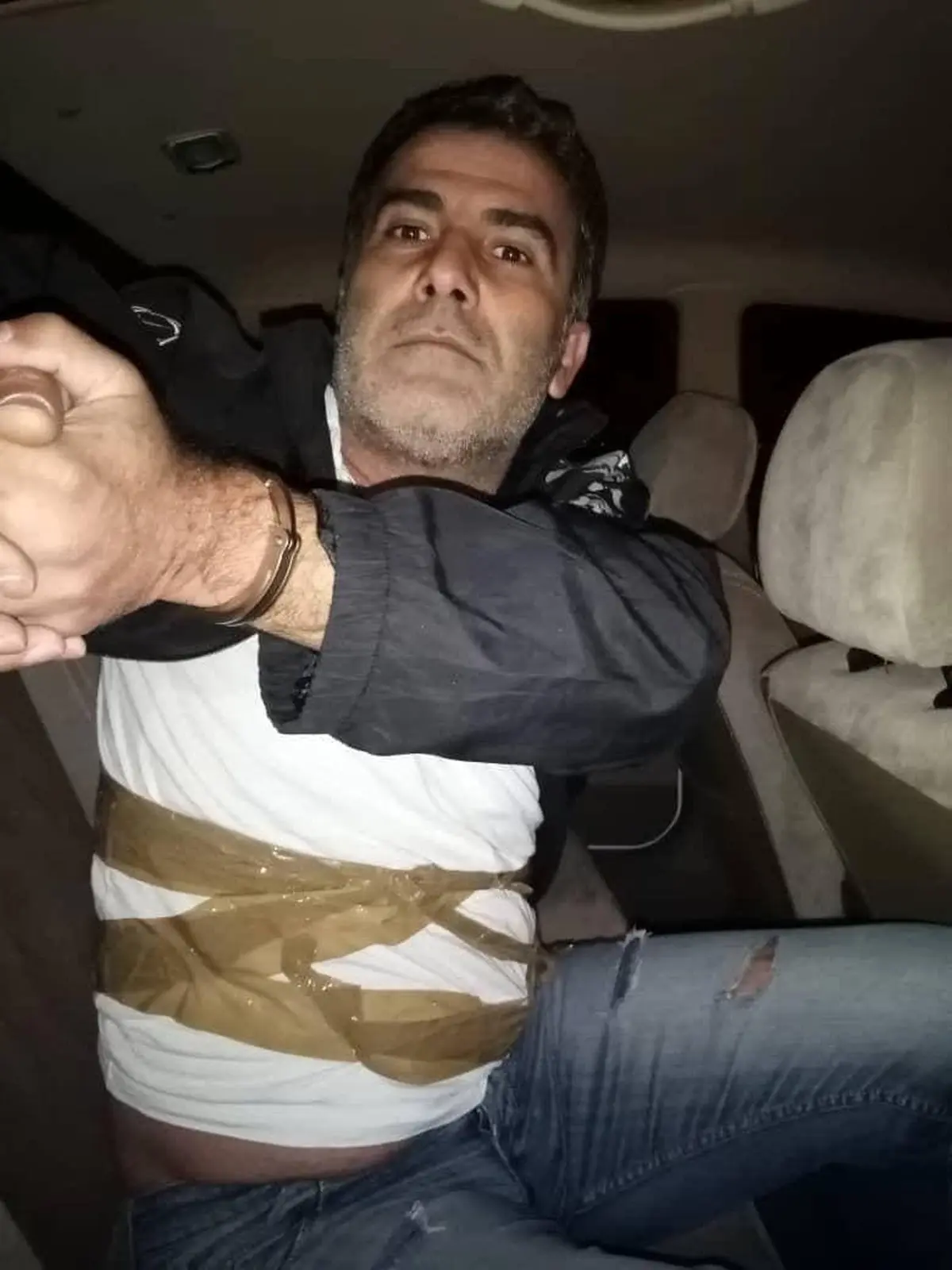 تصاویر دیده نشده از فردی که قصد داشت هواپیمای پرواز اهواز-مشهد را برباید