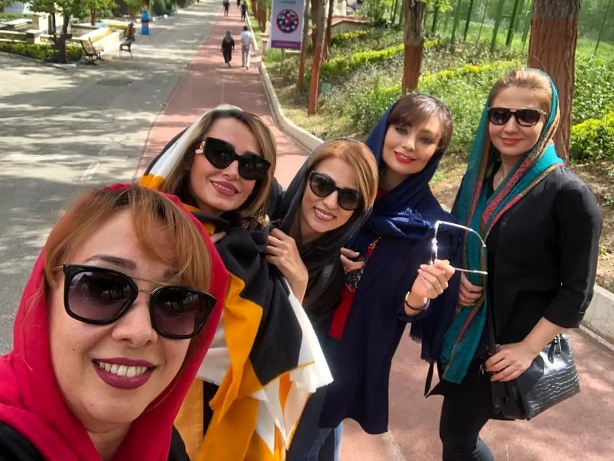 دورهمی یکتا ناصر بعد از قرنطینه + عکس