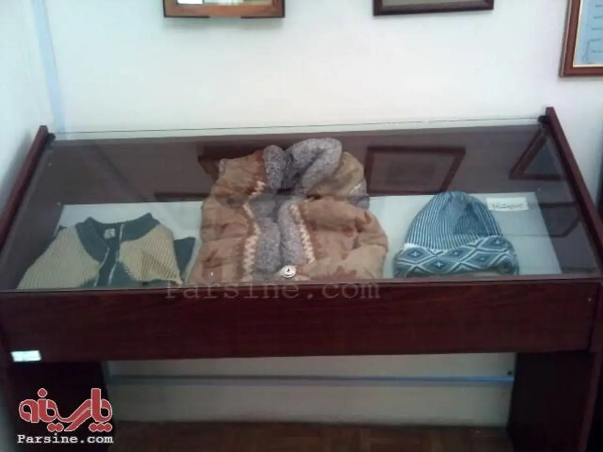 عکس:کلاه معروف شهریار در موزه شهریار