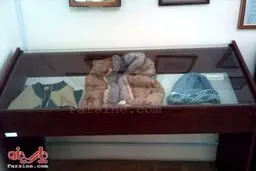 عکس:کلاه معروف شهریار در موزه شهریار