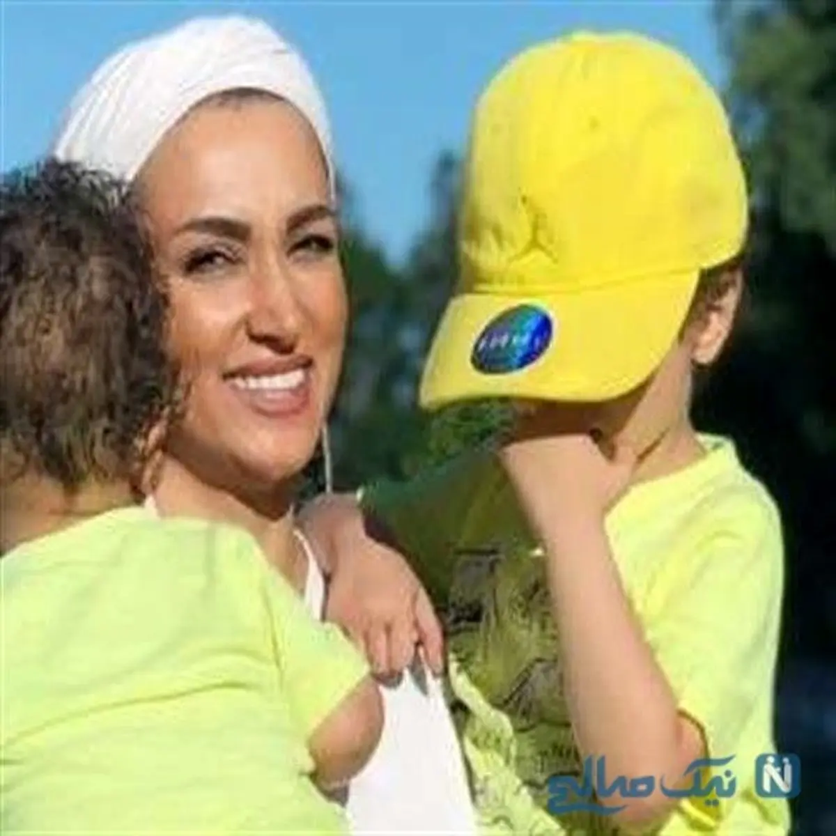 عکس دیده نشده روناک یونسی و فرزندانش در کانادا/ عکس