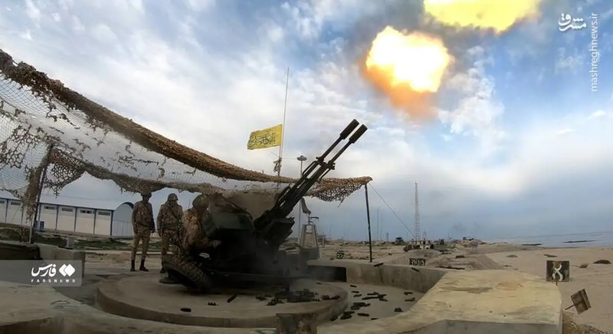 فرمانده نیروی دریایی سپاه: می‌توانیم تا ۱۲ مایلی سواحل آمریکا پیش برویم

