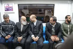خوش و بش قالیباف و چمران در مترو/عکس
