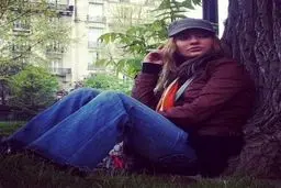 عكس ديده نشده از مهناز افشار در حال سيگار كشيدن