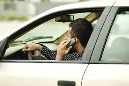 جریمه 100 هزار تومانی برای صحبت با موبایل حین رانندگی