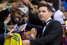 استقبال هواداران از مسی در مراسم بهترین‌های فیفا/عکس