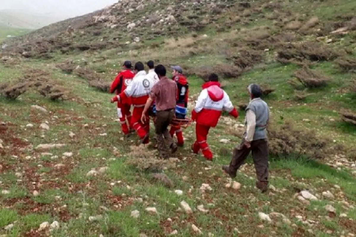 نجات دو کوه نورد از قزوین + عکس