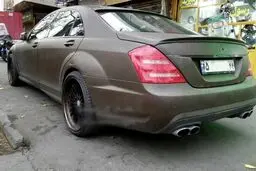 و اینبار مرسدس بنز چرمی در پایتخت/ عکس