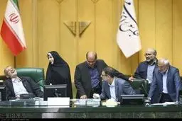 تصاویر: حاشیه‌های جلسه علنی مجلس شورای اسلامی