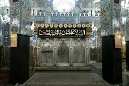 سیاهپوش شدن حرم حضرت زینب(س) در ایام فاطمیه/عکس