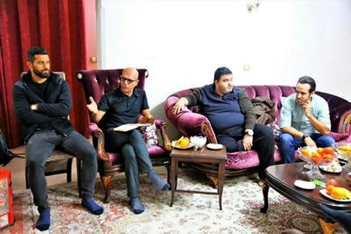 معارفه متفاوت علی کریمی در پست جدیدش!/تصاویر